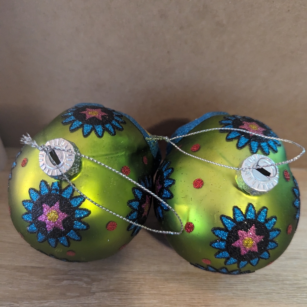 Set of 2 sugar skull ornaments for Halloween tree - Picture 2 of 3